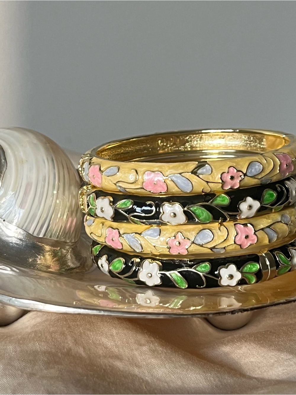 butter yellow honey floral bangle set🐝🍯